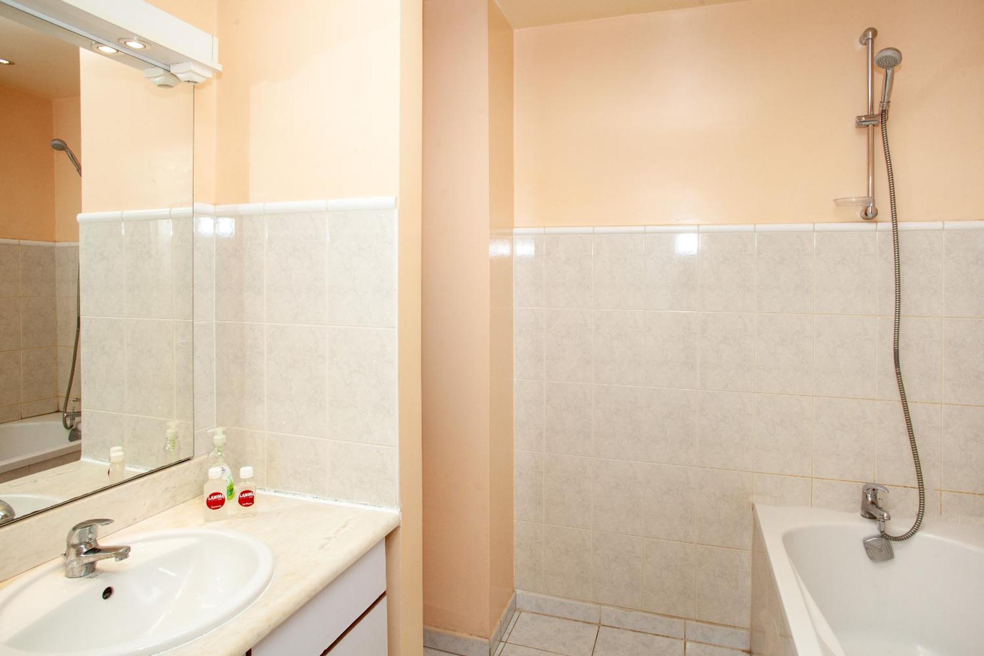 Appartements En Residence Антананариву Стая снимка